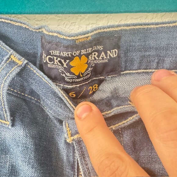 Lucky Brand‎ Womens Mid Rise Size 6 / 28 Denim Jean Shorts - Picture 6 of 7